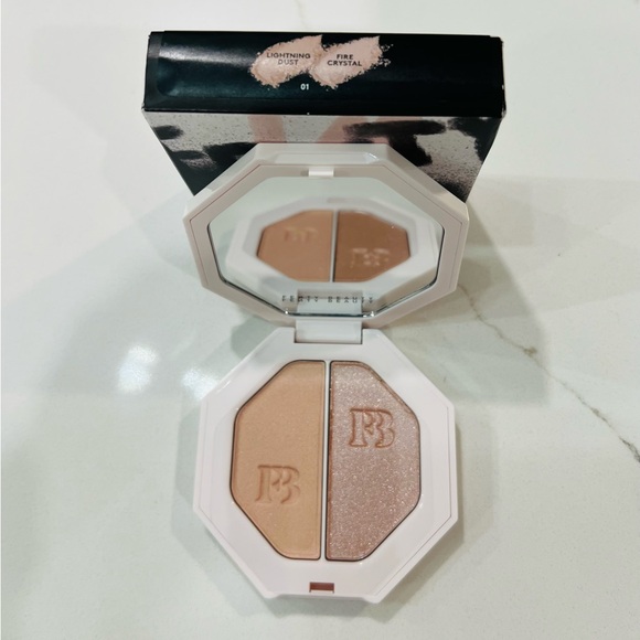 Fenty Beauty Highlighter Duo - Lightning Dust/Fire Crystal - Picture 2 of 6